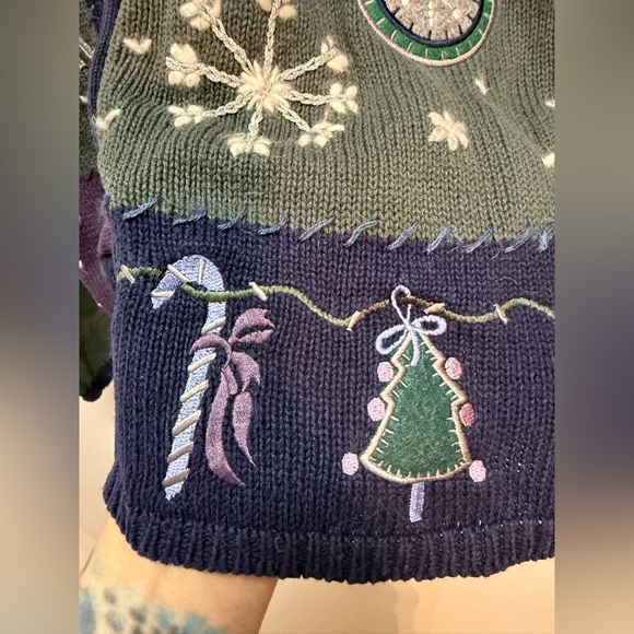 Vintage Blue and Purple Lowkey Christmas Cardigan Sweater - Size L - Picture 10 of 14